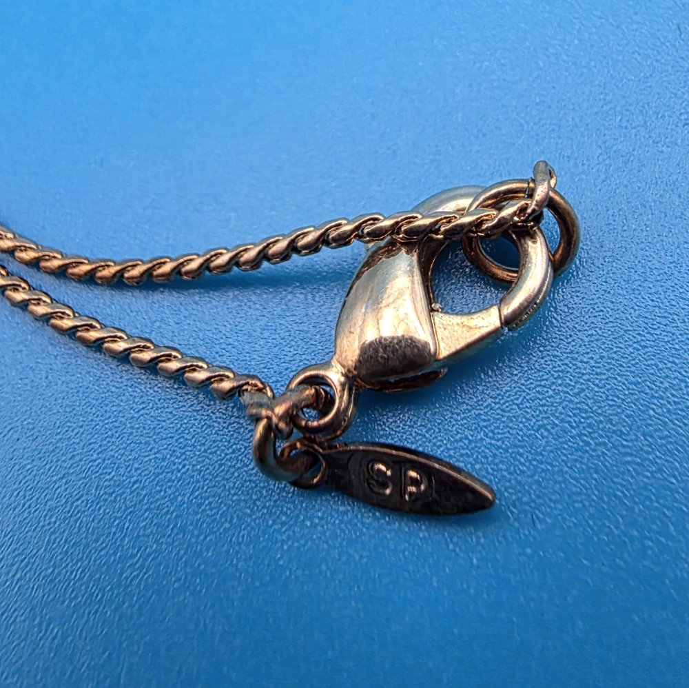 VTG Signed AVON Gold-Tone Graduated bead Necklace - Picture 3 of 5